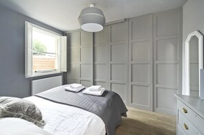 Apartment | 2 bedrooms, Internet - Stylish Family Home by Twickenham Stadium by Underthedoormat (Twickenham)