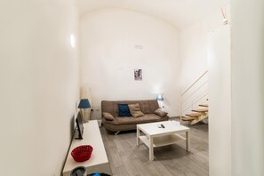Apartment - Vico Santo Spirito di Palazzo 34 (Naples)