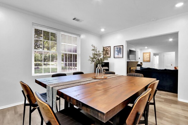 House, Accessible | 4 bedrooms - Macon Ranch 10 Qn Beds Hottub (Macon)