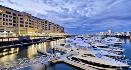 Belle Escapes - Glenelg Shores Studio