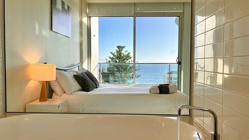 Belle Escapes - Glenelg Skyline Penthouse