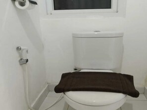 Studio Room | Bathroom