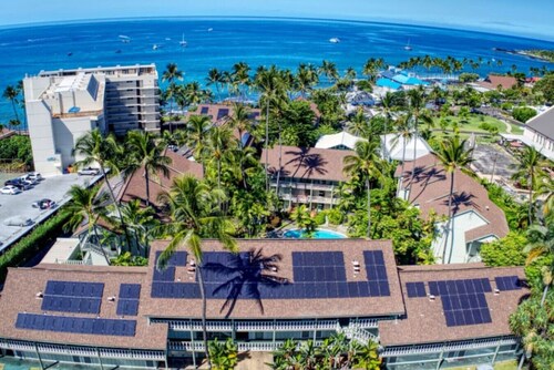 Charming Downtown Kona Studio | Steps from Shops, Dining & Ocean