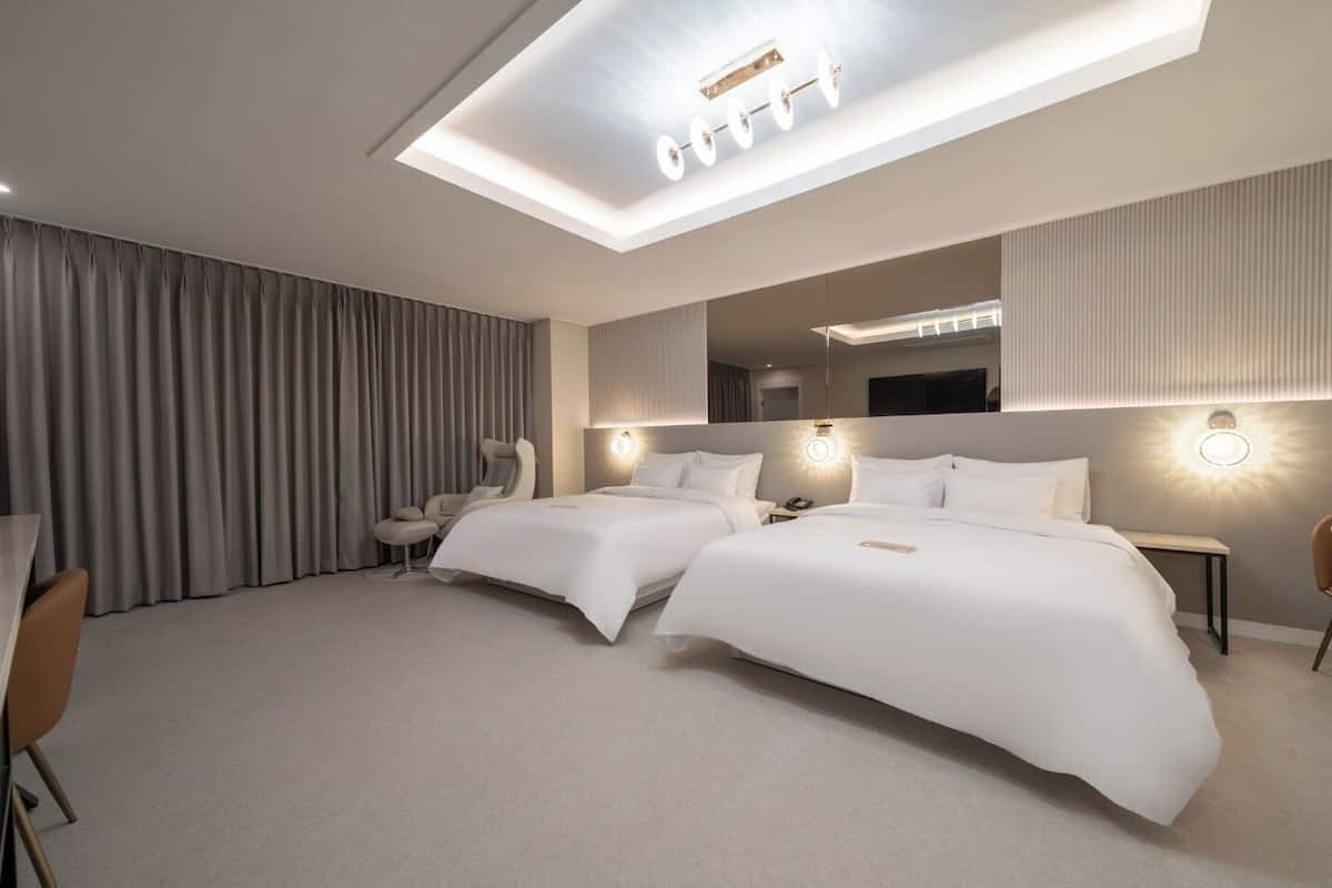 2 bedrooms, free WiFi, bed sheets