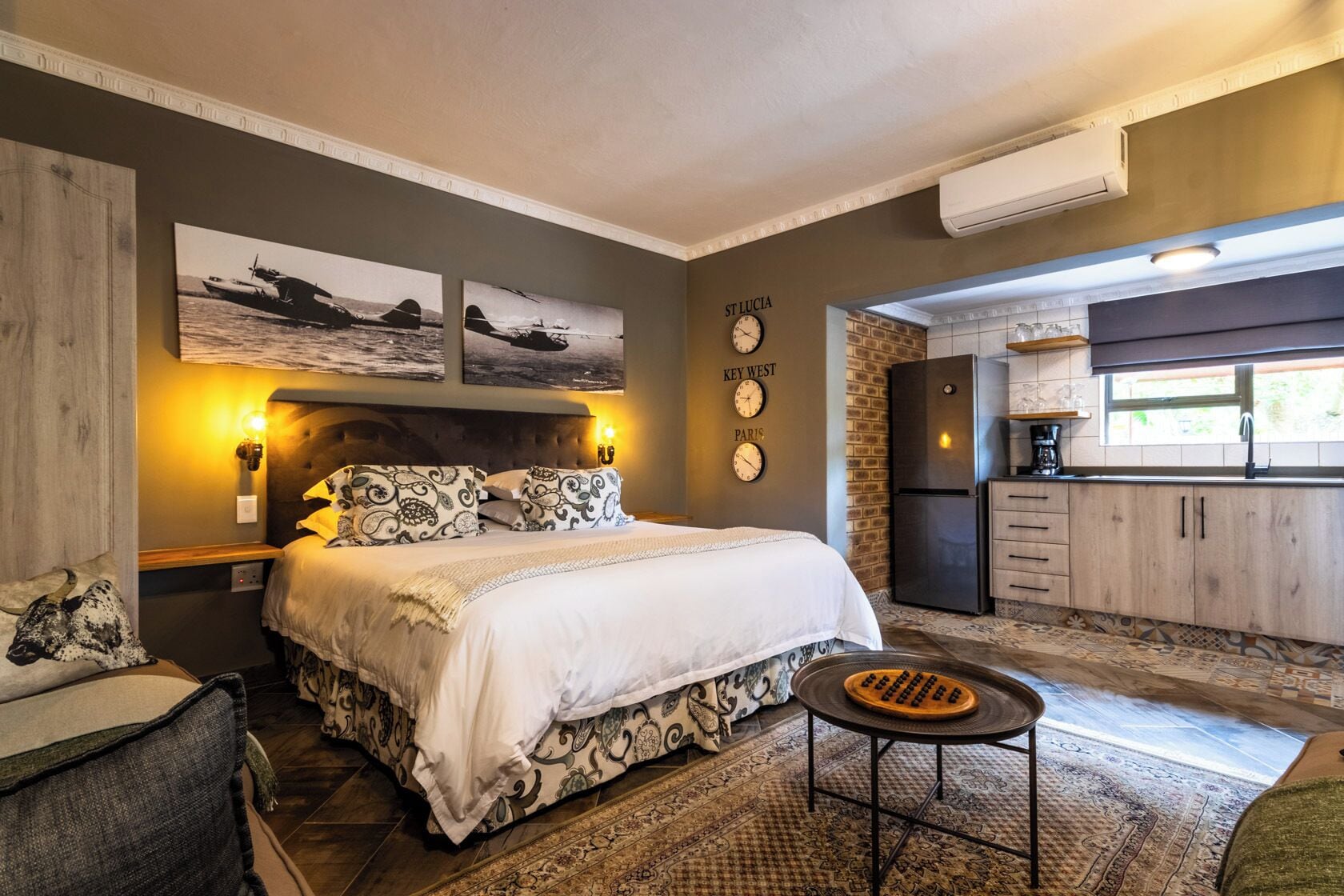 Classic Room | Egyptian cotton sheets, premium bedding, down comforters