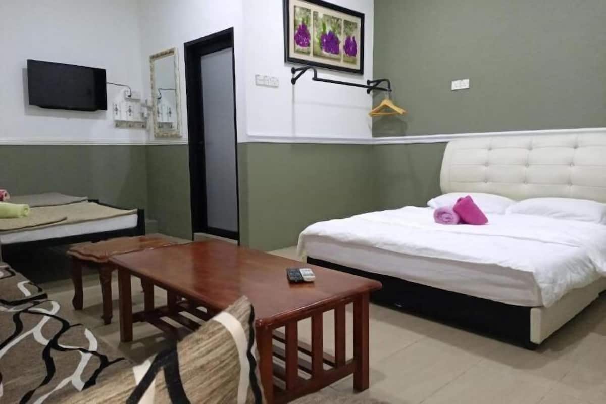Desk, free WiFi, bed sheets