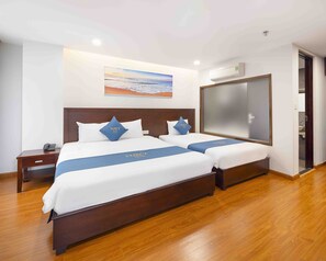 9 bedrooms, WiFi, bed sheets - Navy Nha Trang 4 star rate locatited in center and next beach with good price  (Nha Trang)
