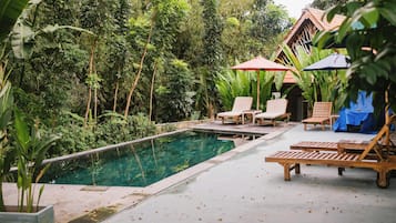 Kamar Double Khas, Beberapa Tempat Tidur, pemandangan kebun, area taman | Pemandangan dari kamar