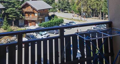Studio "Les Fontettes 2" prÚs des pistes avec balcon et piscine partagée