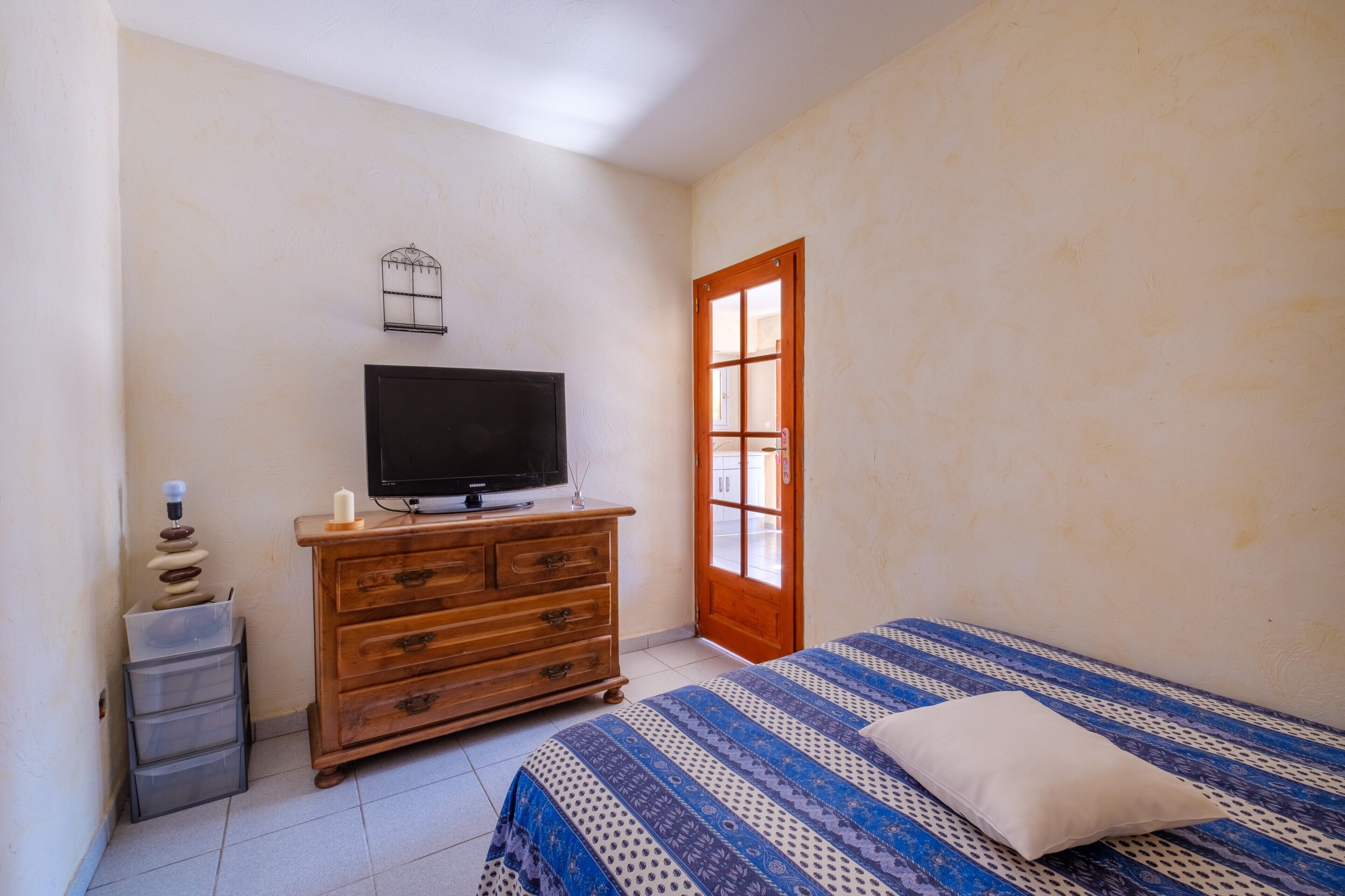 1 Schlafzimmer, kostenloses WLAN, Bettwäsche, Rollstuhlgeeignet