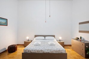 2 Schlafzimmer, Bügeleisen/Bügelbrett, WLAN, Bettwäsche