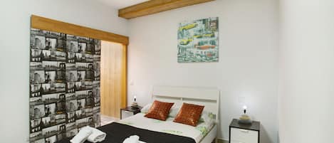 1 bedroom, free WiFi, bed sheets