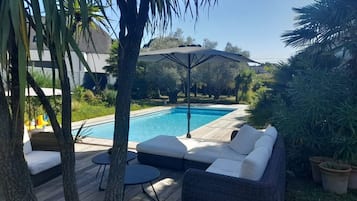 Piscine extérieure, piscine chauffée