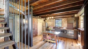 The Granary Suite, 1 King Bed, Balcony, Vineyard View | Private kitchen | Full-sized fridge, microwave, oven, stovetop