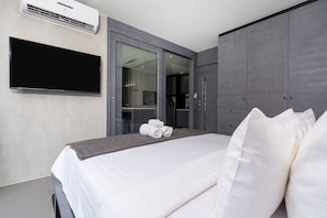 Deluxe Condo