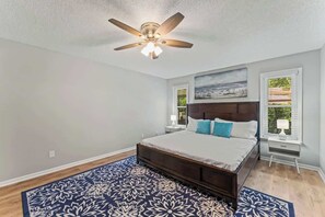 5 bedrooms, iron/ironing board, free WiFi, bed sheets