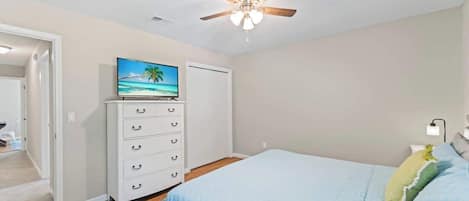 5 bedrooms, iron/ironing board, free WiFi, bed sheets