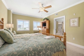 5 bedrooms, iron/ironing board, WiFi, bed sheets