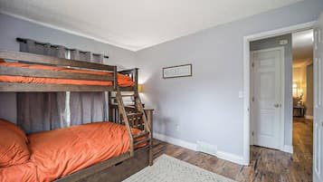 3 bedrooms, free WiFi, bed sheets