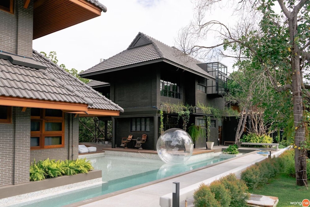 Pribpri Luxury Pool Villa image
