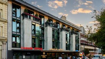 Fachada da propriedade