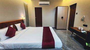 4 sovrum, strykjÀrn/strykbrÀda, wi-fi och sÀngklÀder