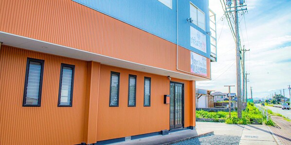 Exterior - Guesthouse Ise Futami (Ise)