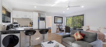 Bloomfield Villa! - Breakfast Deal