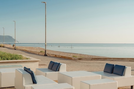 Exterior. Life Hotel Seaview & Spa
