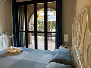 1 sovrum, strykjärn/strykbräda, gratis wi-fi och sängkl äder