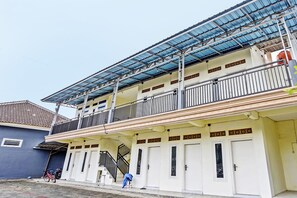 Front of property - Hotel O Tanjung Indah Homestay Syariah (Malang)