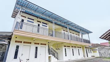 Mặt tiền nơi lưu trú