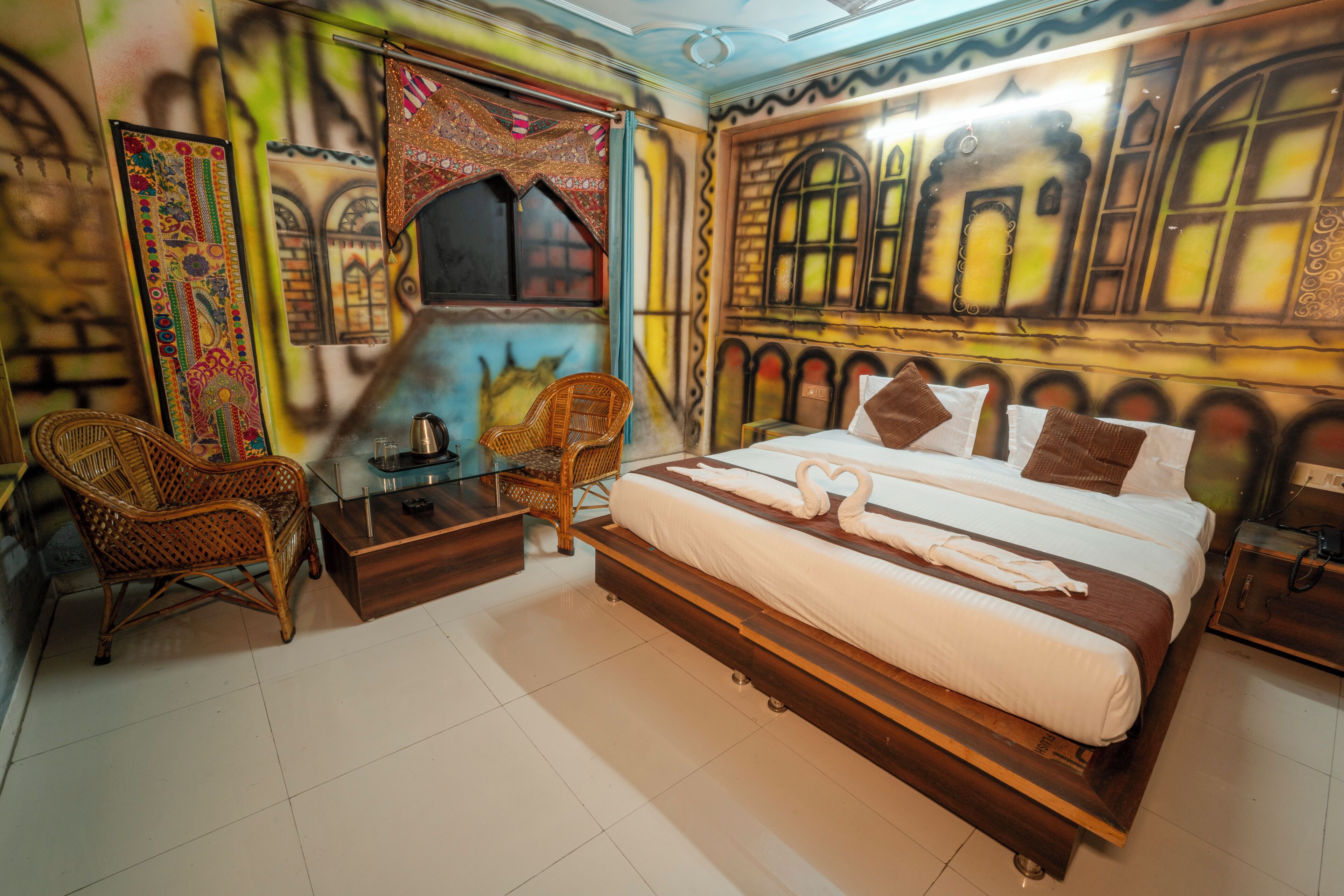 Deluxe Room | Desk, laptop workspace, free WiFi, bed sheets