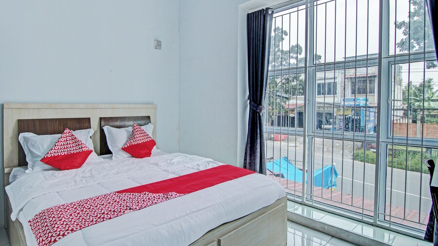 Hotel O Lestari Baru Syariah Near SMA Negeri 1 Salo