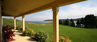 The Bread & Cheese Country Inn