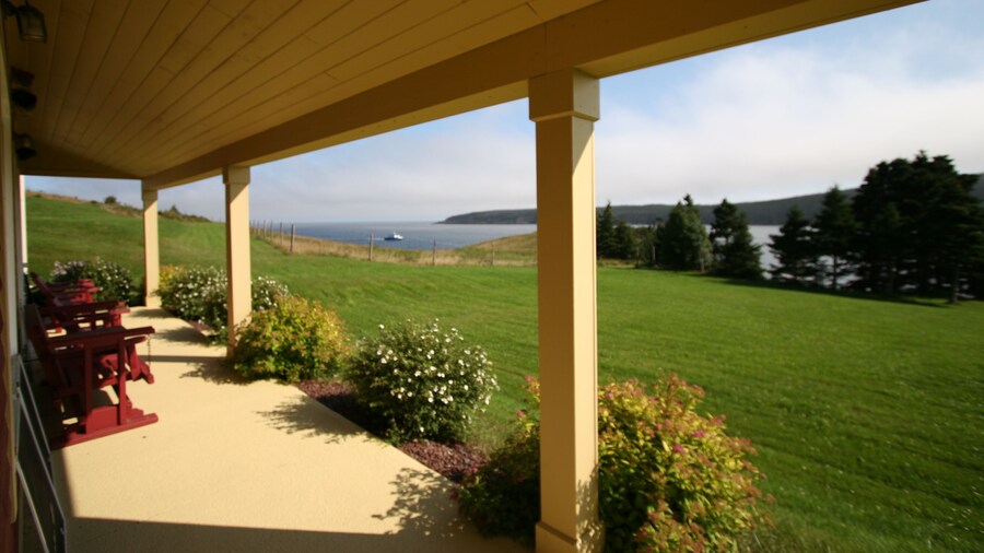 The Bread & Cheese Country Inn