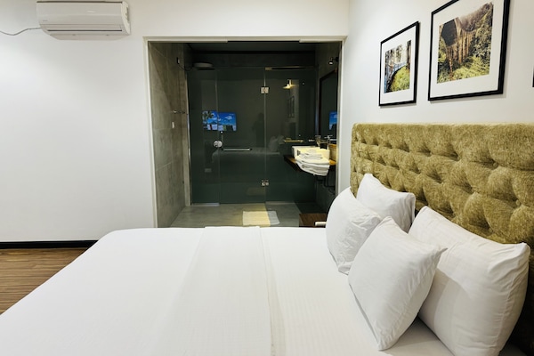 Habitación superior, 1 habitación, vista al jardín | Wifi gratis