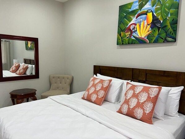 Executive Suite | Individually decorated, desk, laptop workspace, free WiFi - The Toucan Inn (Independence and Mango Creek)