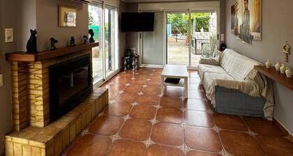 Villa en Carcaixent Valencia, Situada en una Urbanización en la Montaña,