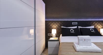 The Queen Luxury Apartmen-Villa Vittoria
