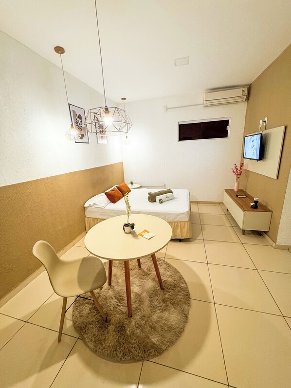 Standard Double Room | Desk, laptop workspace, iron/ironing board, free WiFi