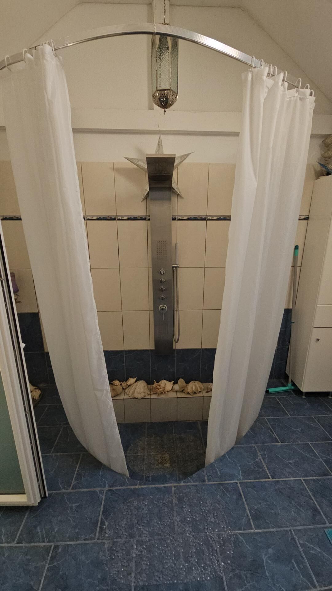 Villa | Bathroom | Shower, hair dryer, towels