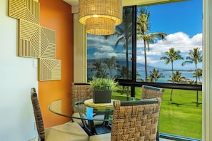 Dining - Oceanfront Kihei condo with heated pool and views summer deals (Kihei)