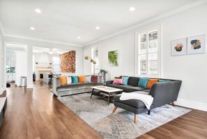 Smart TV, offices