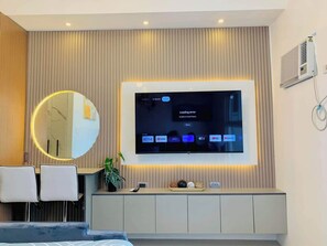 1 bedroom, WiFi, bed sheets - Cebu city Condo Cheap and cozy located in the heart of the City (Cebu City)