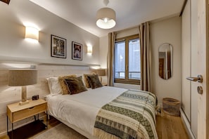 3 Schlafzimmer, Bügeleisen/Bügelbrett, Reisekinderbett, kostenloses WLAN