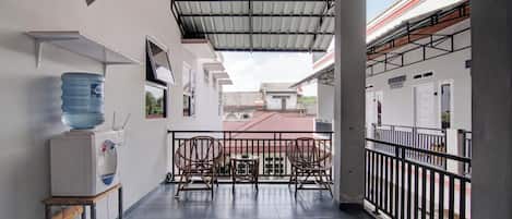 Hall