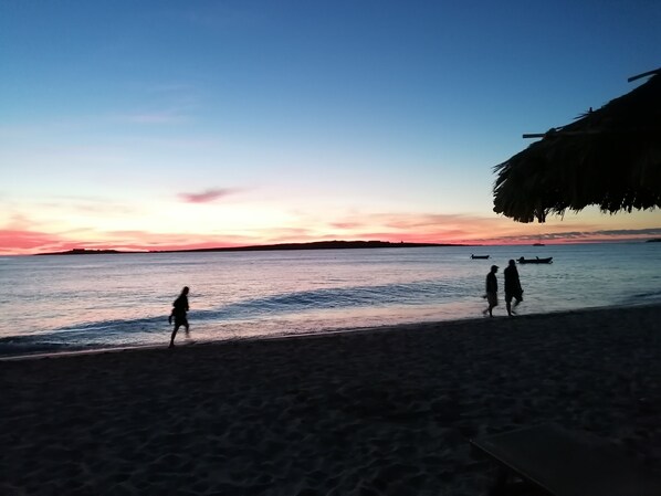 مناشف للشاطئ