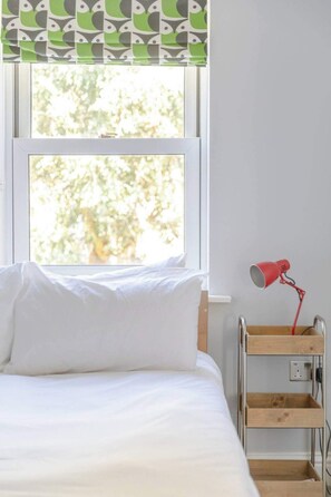 Basic-Haus, Mehrere Betten | 3 Schlafzimmer, laptopgeeigneter Arbeitsplatz, Bügeleisen/Bügelbrett