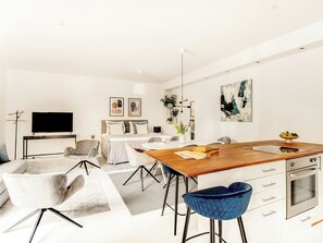 Apartment | Living room